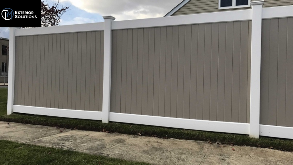 Two-Tone Vinyl Fence Installation in Pleasant View, TN
