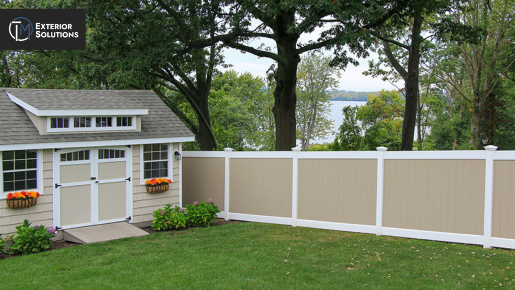 Best Color for Your Vinyl Fence Installation in Pleasant View, TN